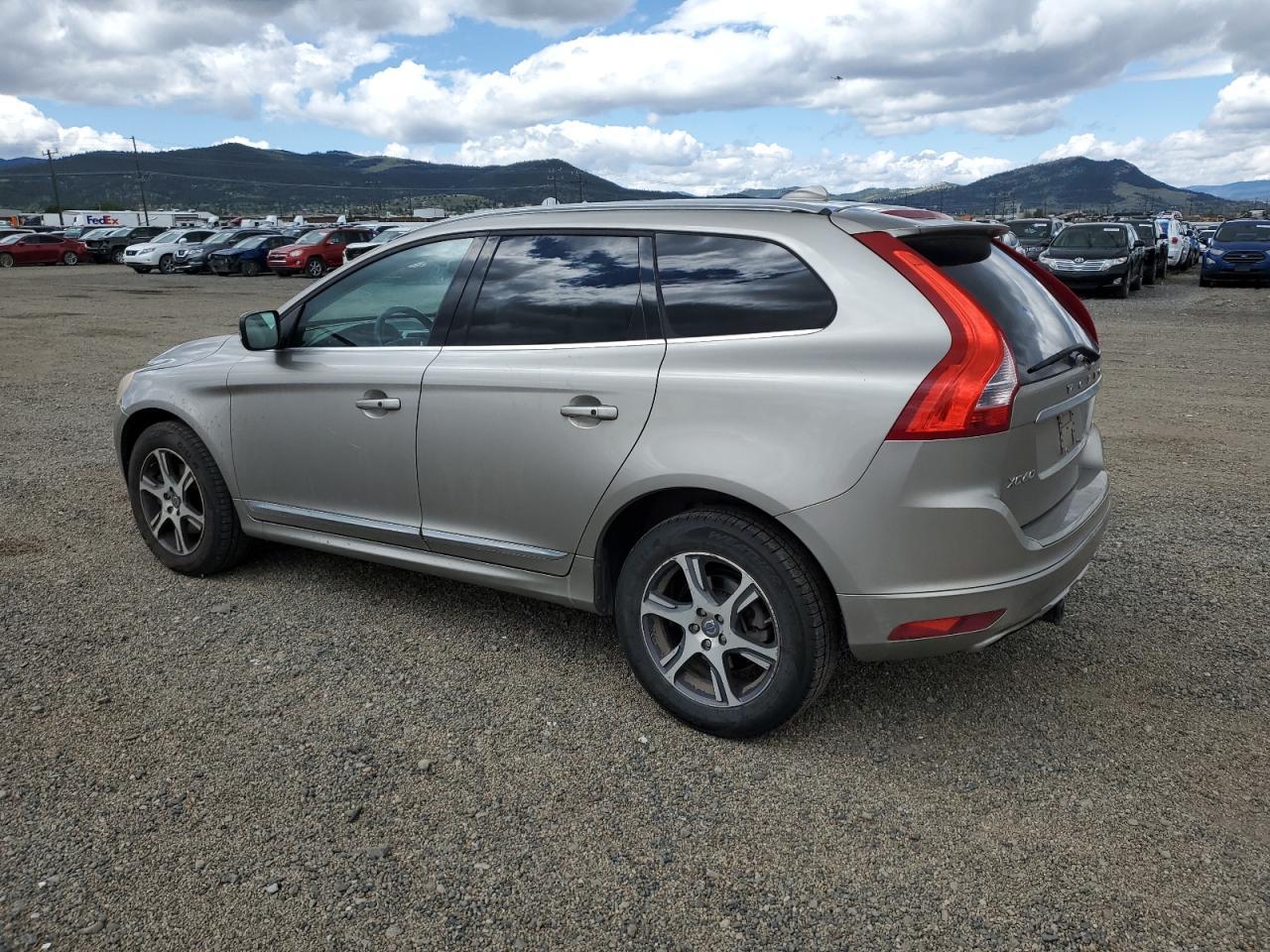 2014 Volvo Xc60 T6 - Image 2