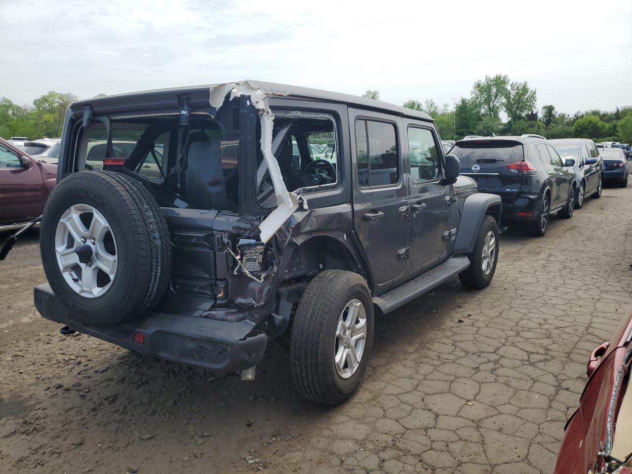 2018 Jeep Wrangler Unlimited Sport - Image 3