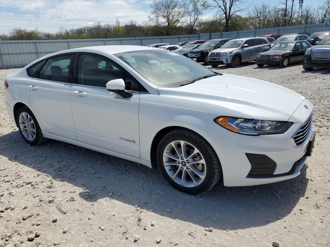 2019 Ford Fusion Se - Image 4