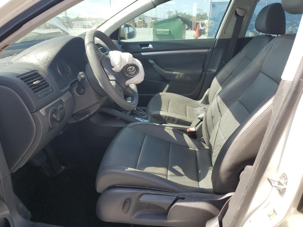 2010 Volkswagen Jetta S - Фото 7