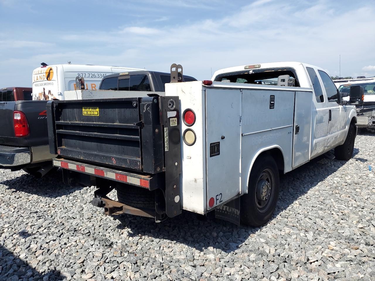 2013 Ford F350 Super Duty - Фото 4