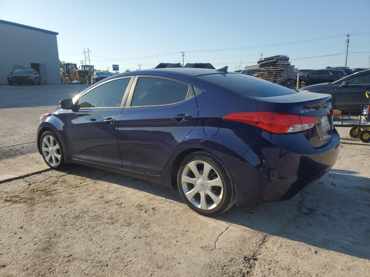 2013 Hyundai Elantra Gls - Фото 2