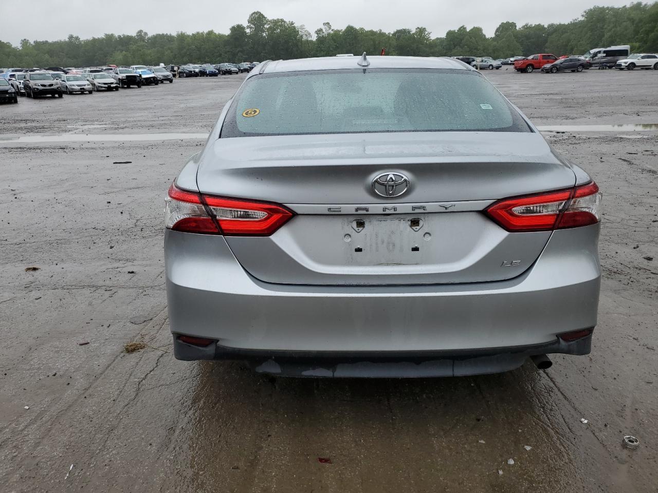 2019 Toyota Camry L - Фото 6