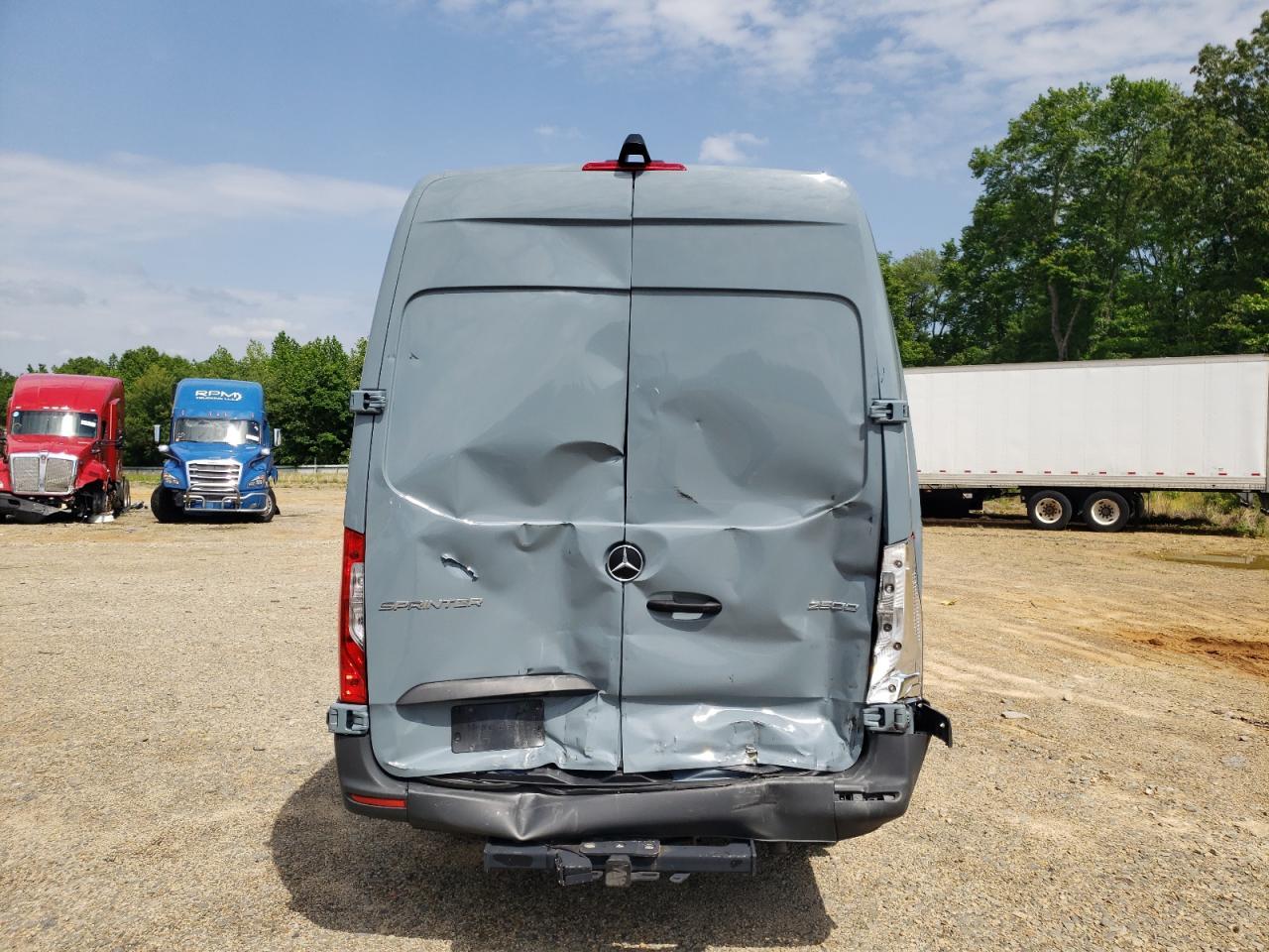 2023 Mercedes-Benz Sprinter 2500 - Фото 6
