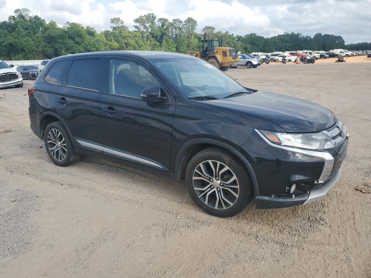 2018 Mitsubishi Outlander Se - Фото 4