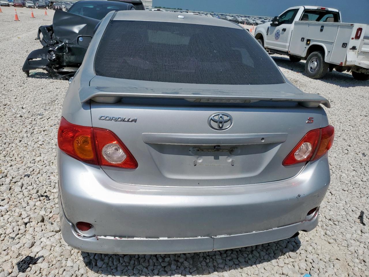 2010 Toyota Corolla - Фото 6