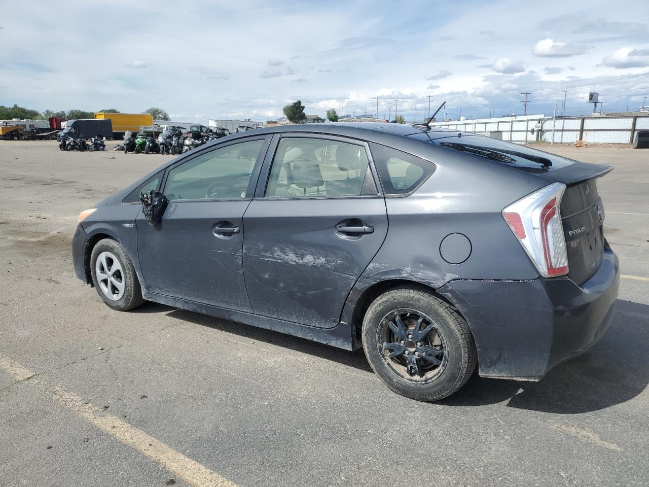 2014 Toyota Prius - Фото 2