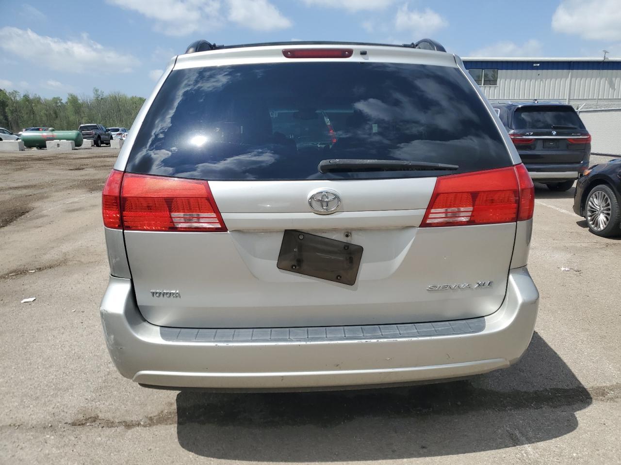 2004 Toyota Sienna Xle - Фото 6
