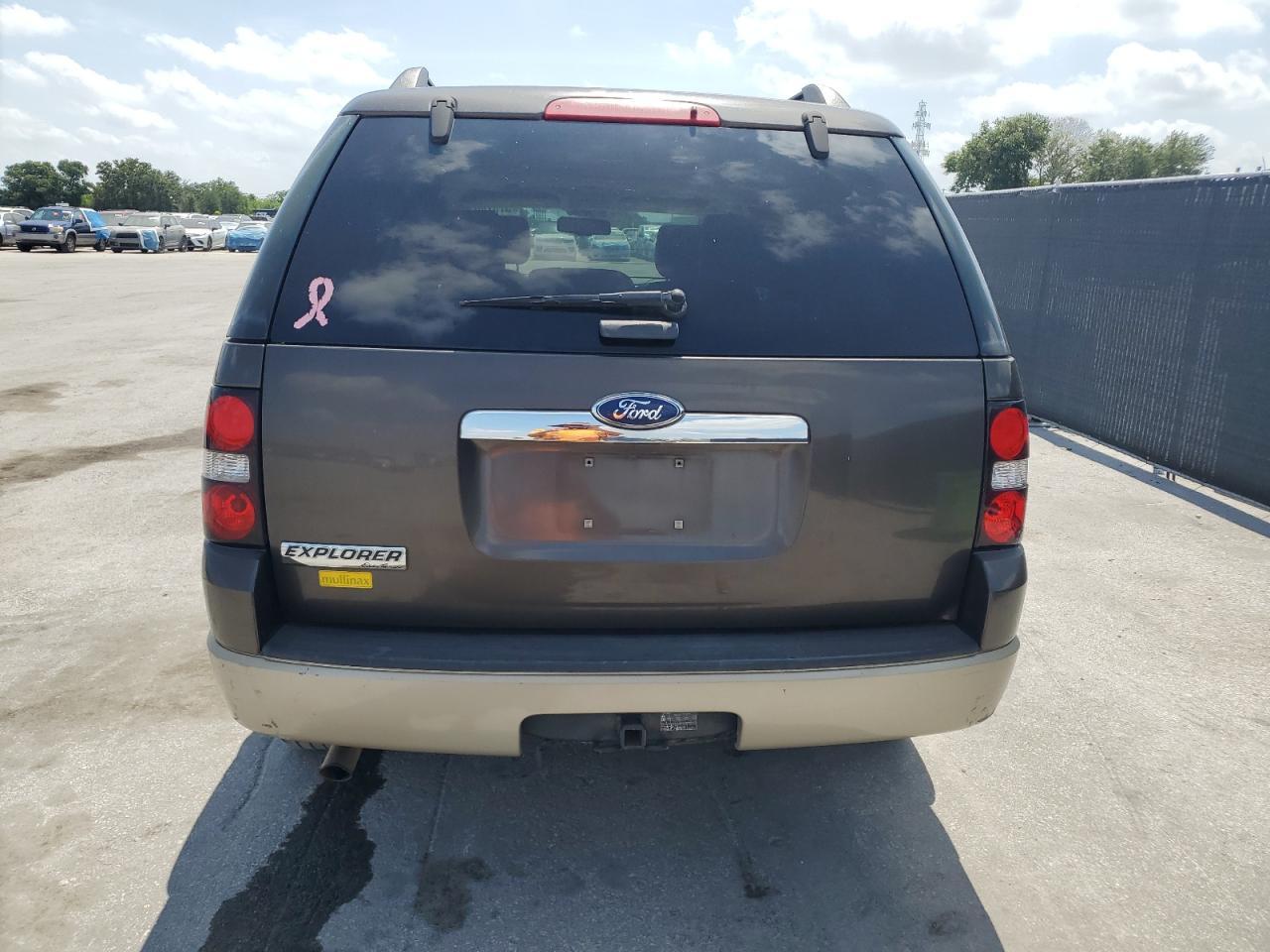 2008 Ford Explorer Eddie Bauer - Image 6