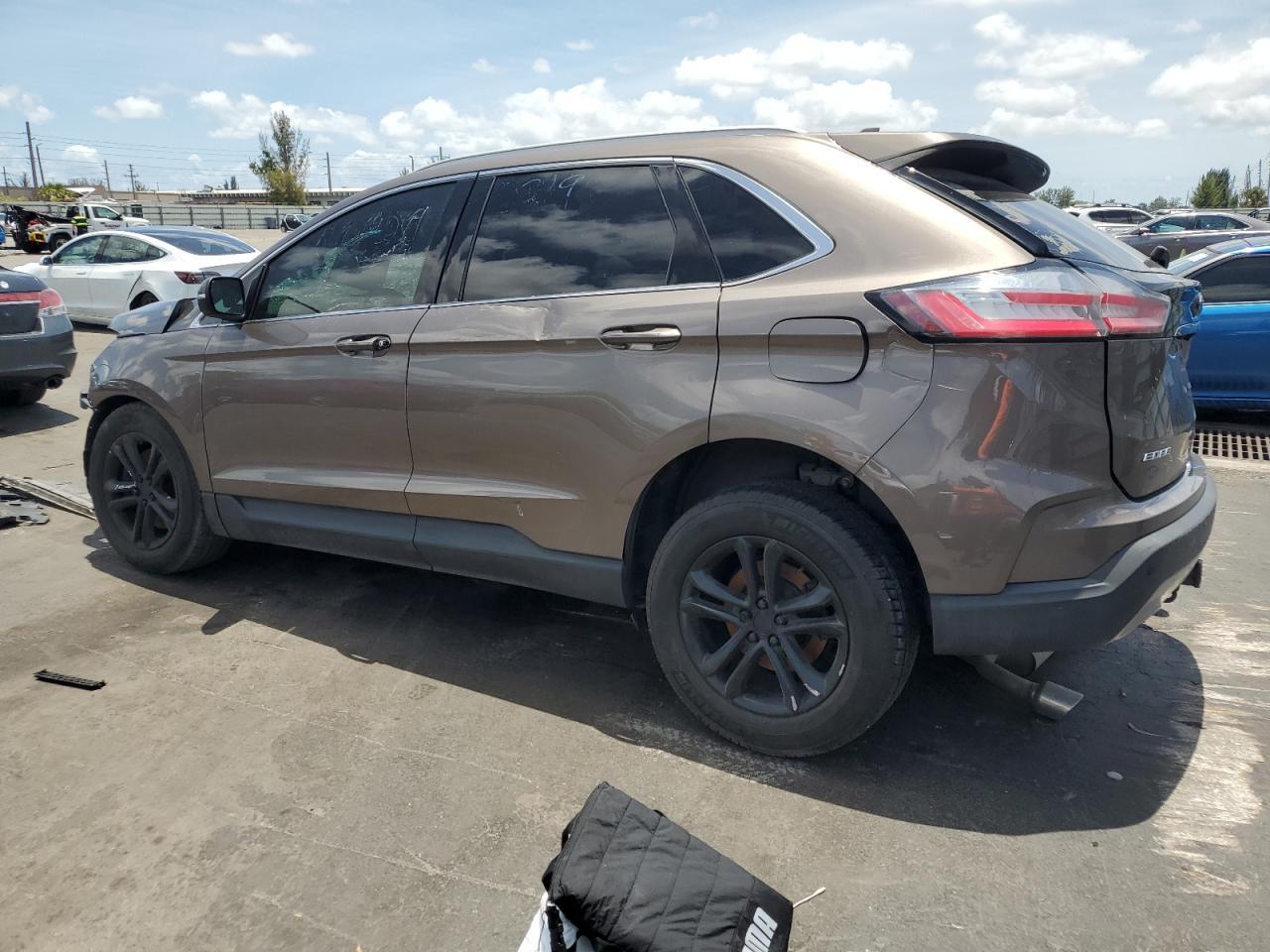 2019 Ford Edge Sel - Фото 2