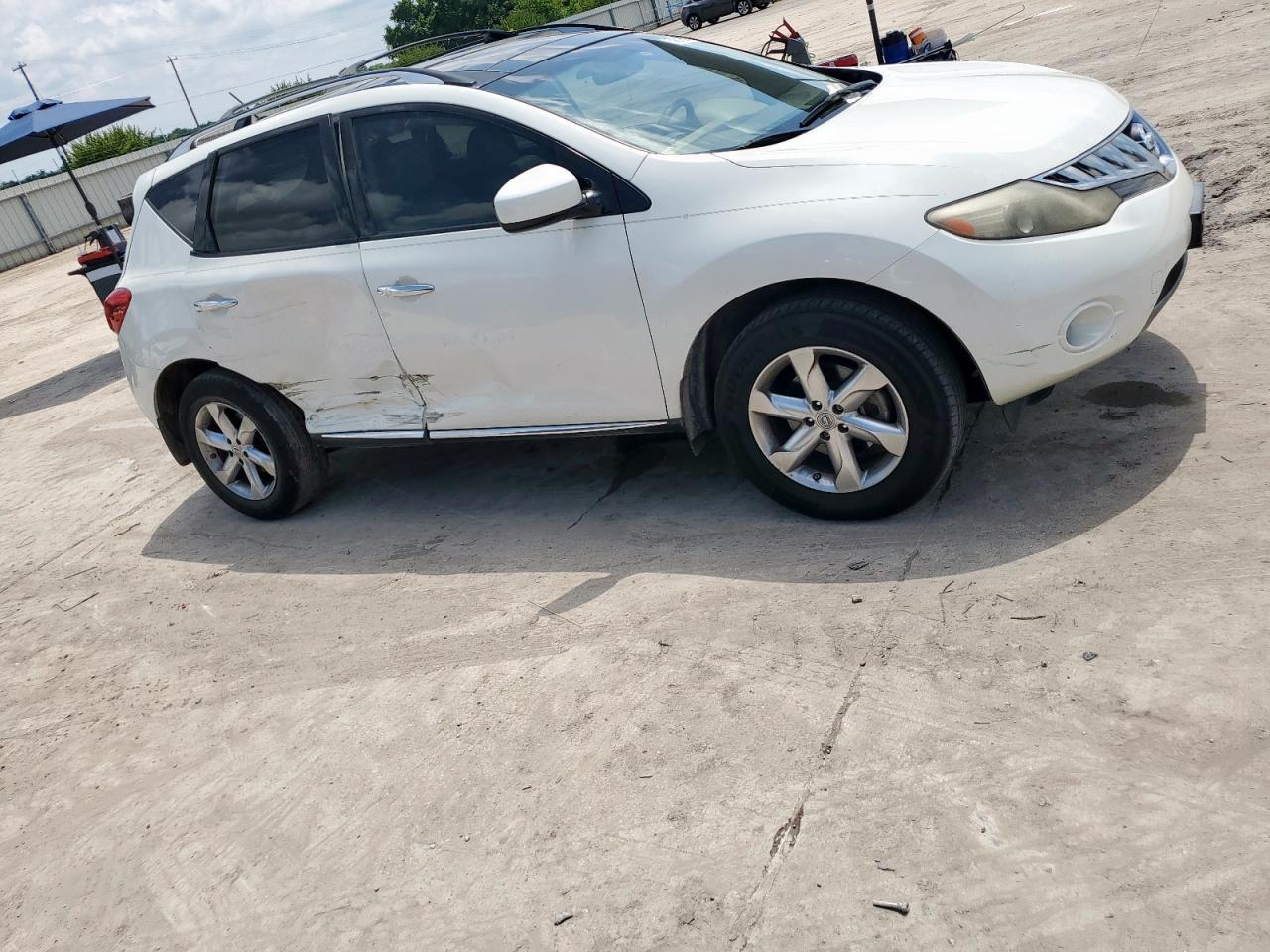 2010 Nissan Murano S - Фото 4