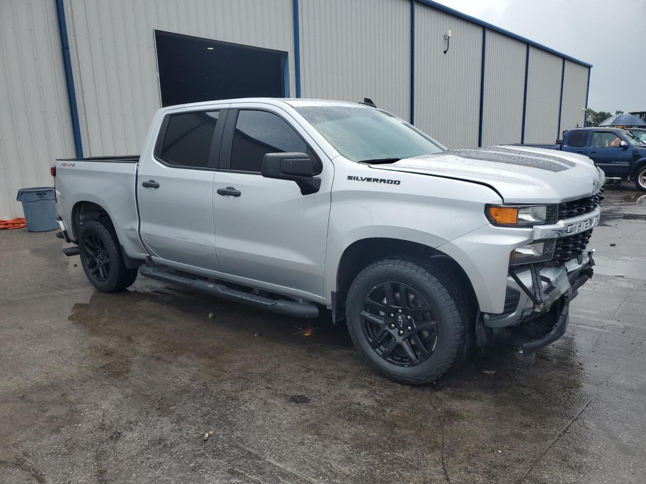 2021 Chevrolet Silverado K1500 Custom - Image 4
