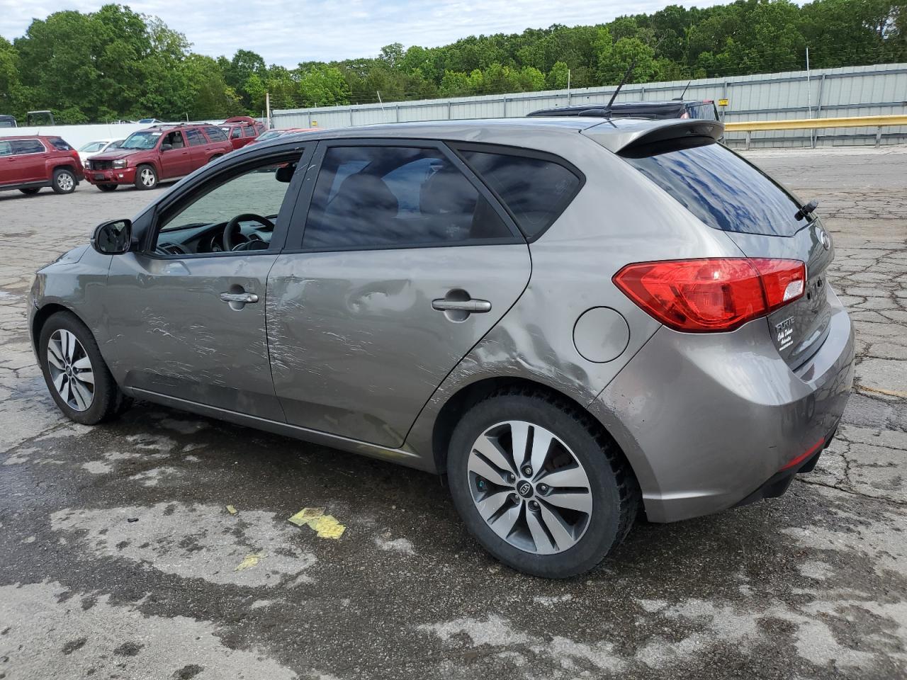 2013 Kia Forte Ex - Image 2