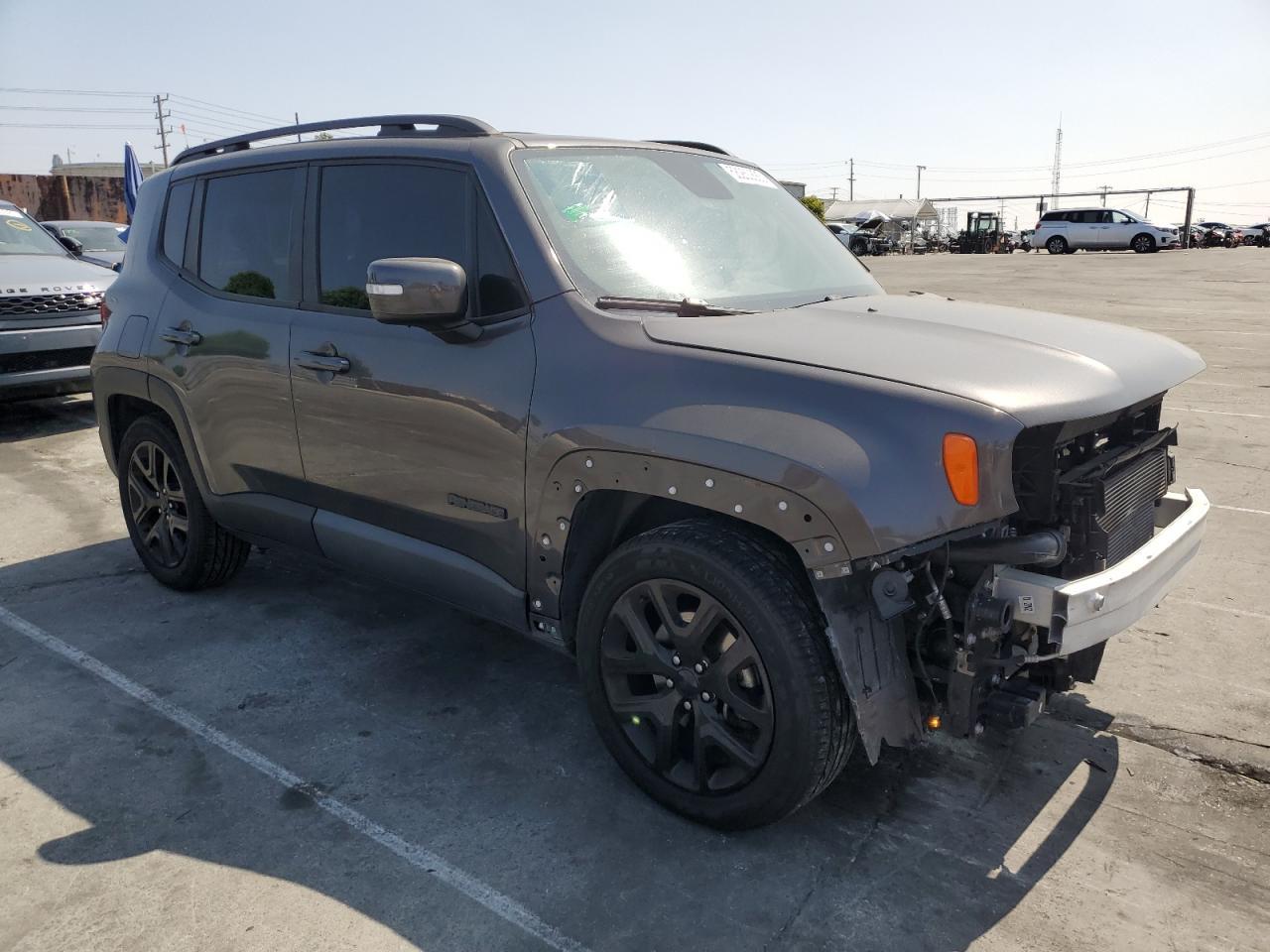 2019 Jeep Renegade Latitude - Image 4