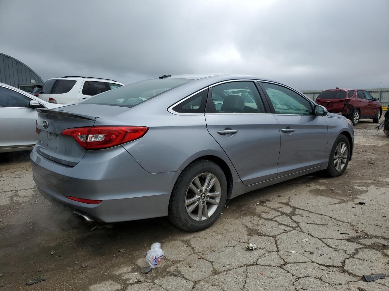 2015 Hyundai Sonata Se - Image 3