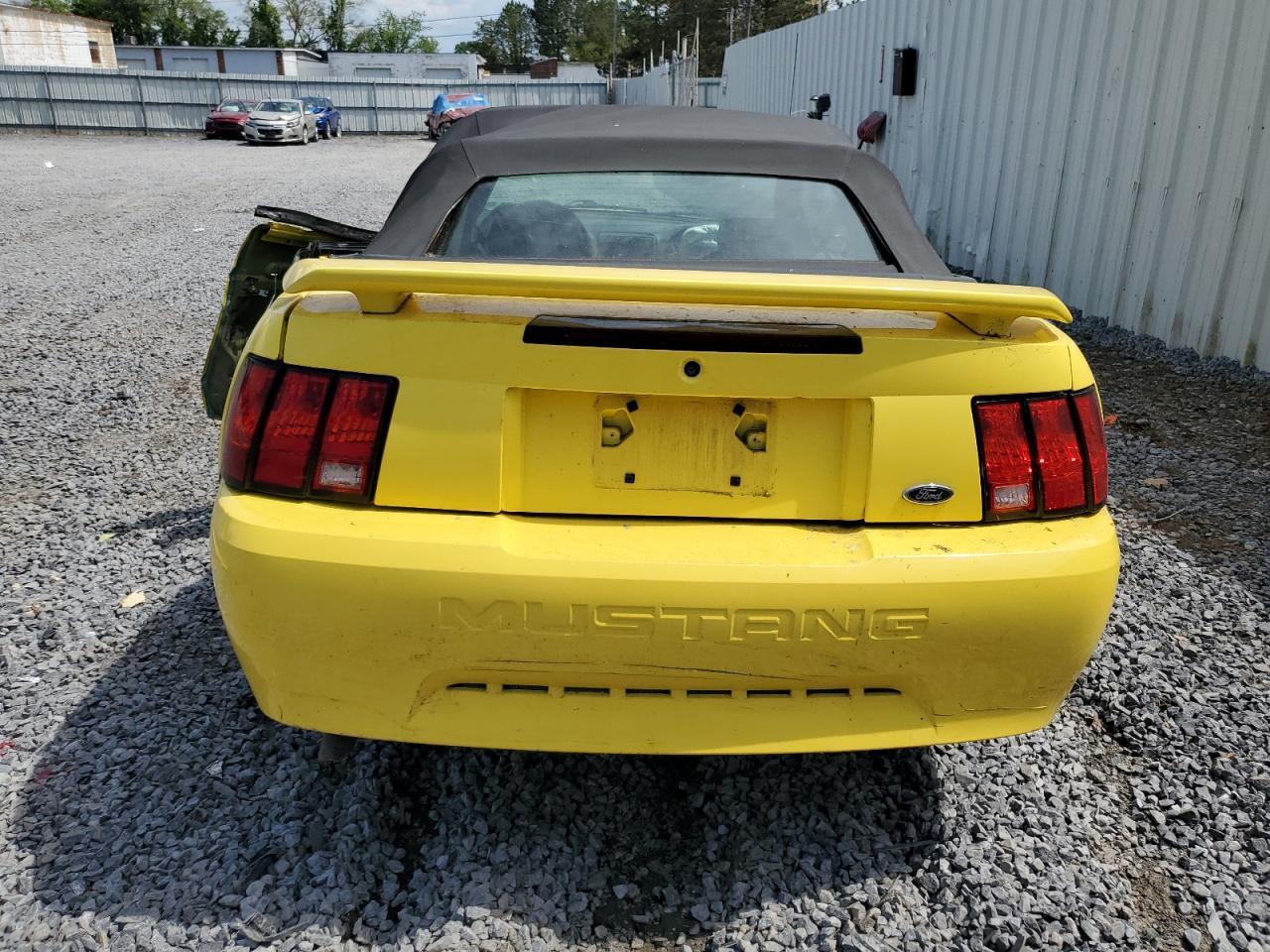 2002 Ford Mustang - Image 6