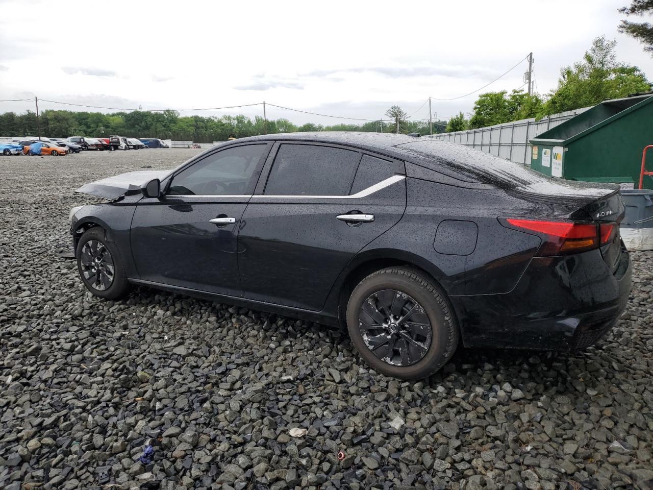 2020 Niss Altima - Фото 2