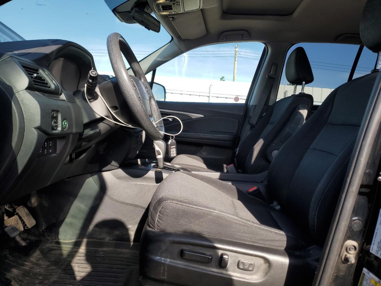 2019 Honda Ridgeline Sport - Image 7