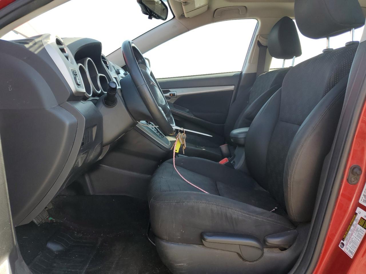 2009 Pontiac Vibe - Image 7