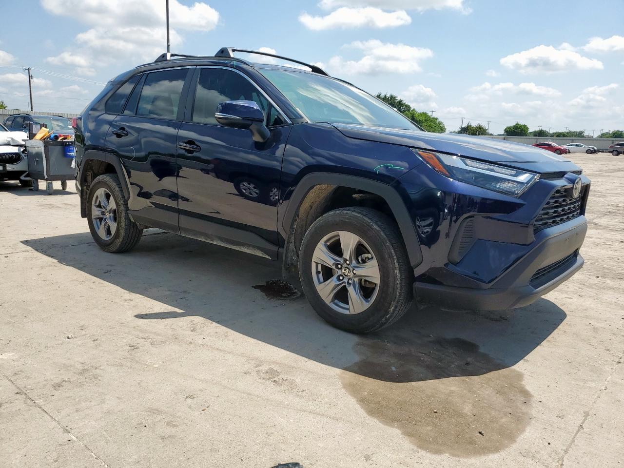 2023 Toyota Rav4 Xle - Фото 4