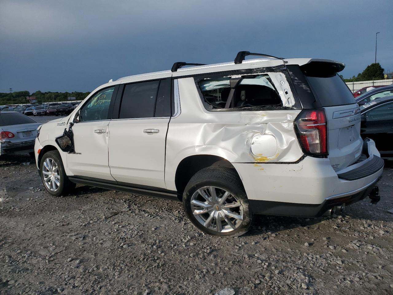 2021 Chevrolet Suburban K1500 High Country - Фото 2