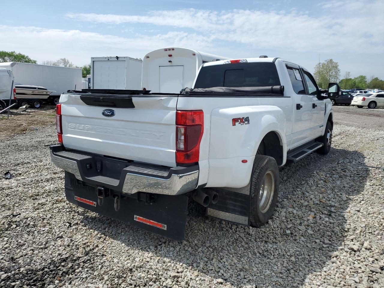 2020 Ford F350 Super Duty - Фото 3