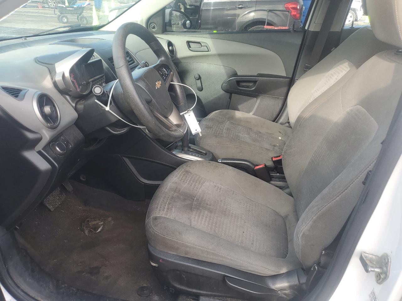 2015 Chevrolet Sonic Ls - Фото 7