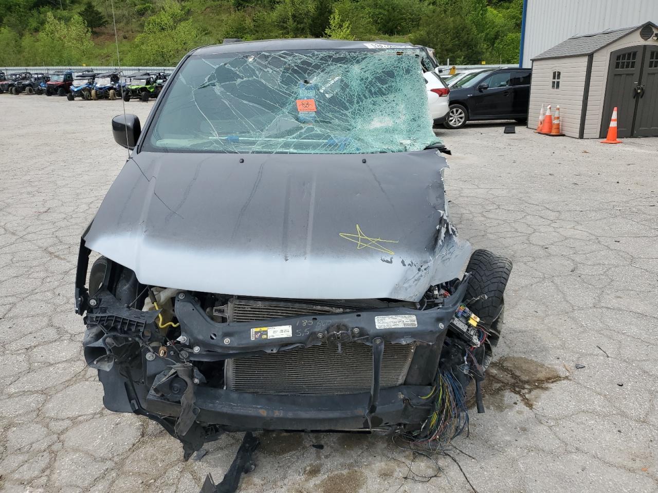 2017 Dodge Grand Caravan Gt - Image 5