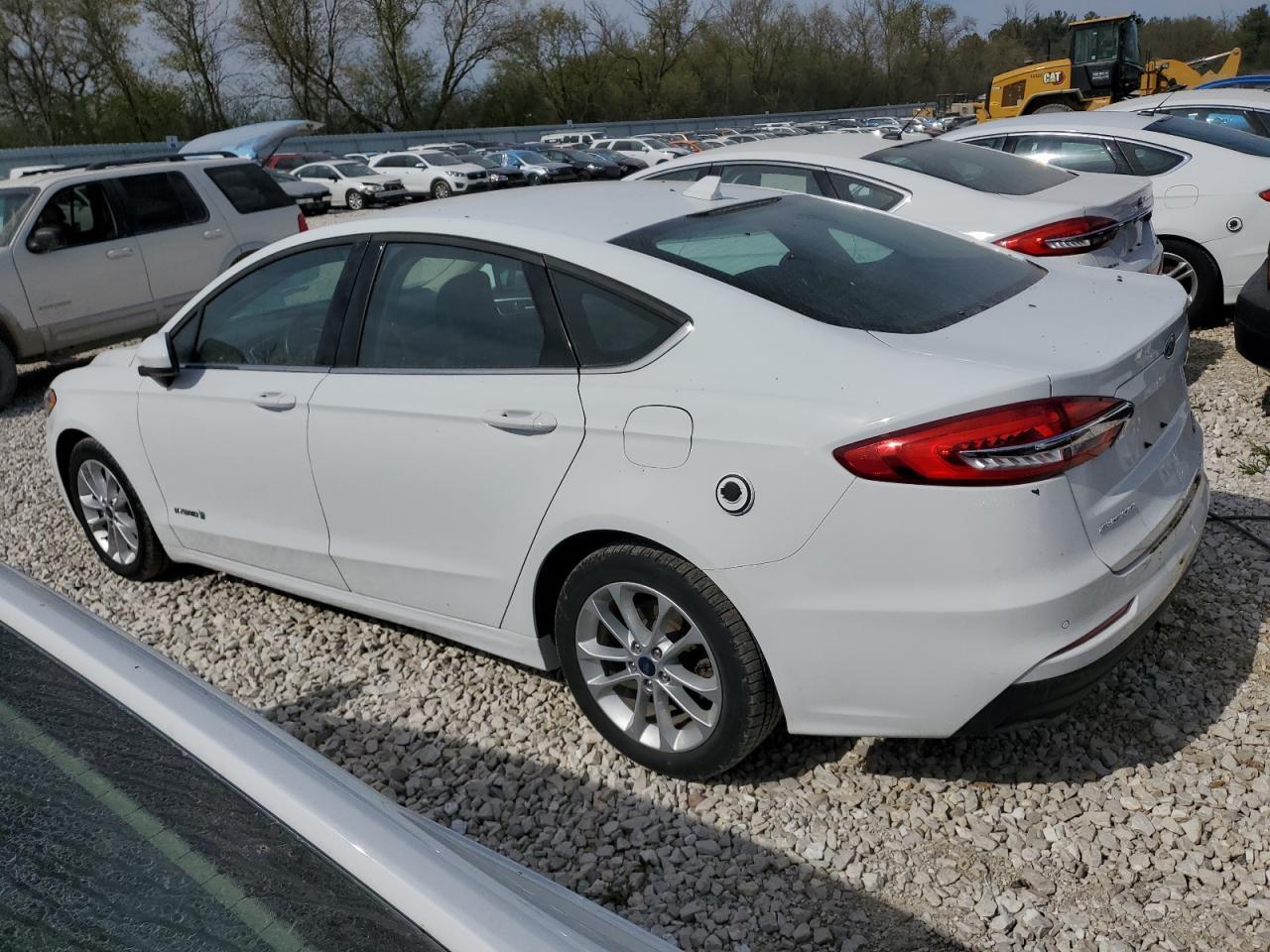 2019 Ford Fusion Se - Image 2