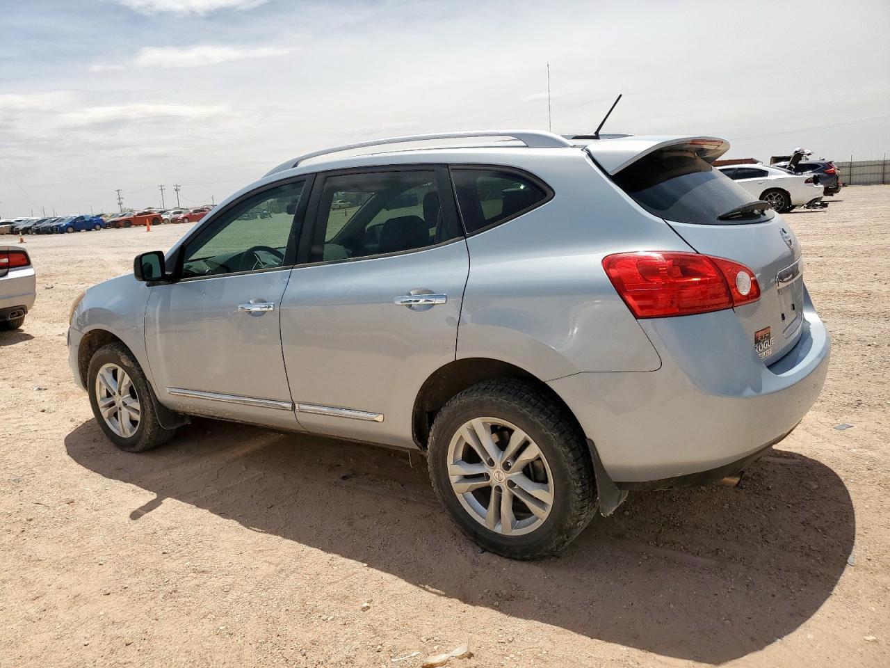 2015 Nissan Rogue Select S - Фото 2