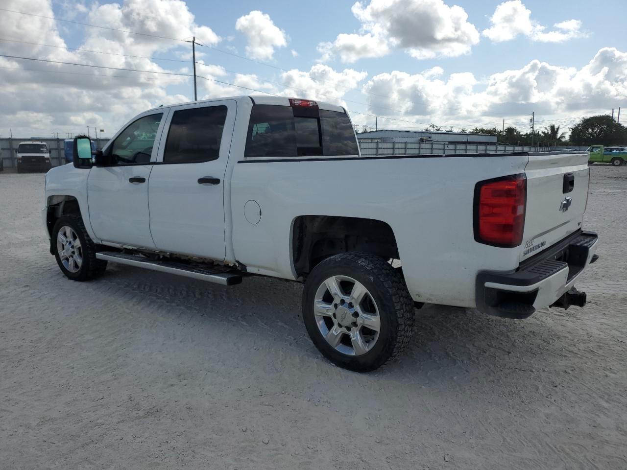 2016 Chevrolet Silverado K2500 Heavy Duty Ltz - Фото 2