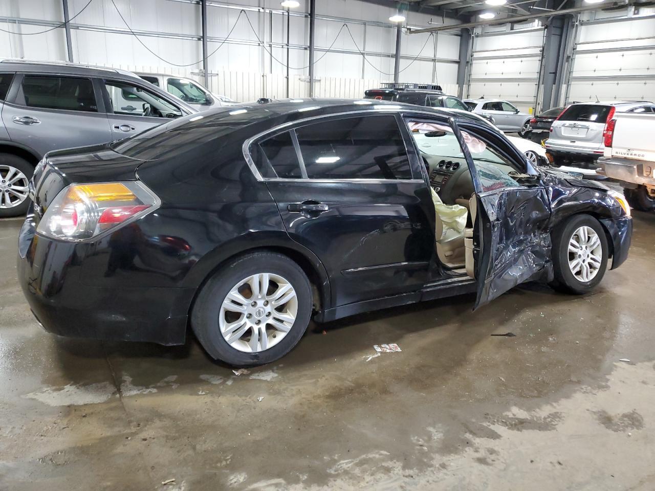 2012 Nissan Altima Base - Фото 3
