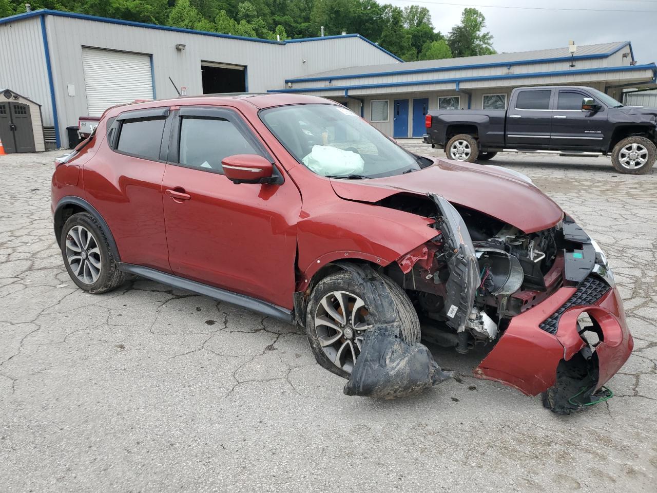 2017 Nissan Juke S - Фото 4
