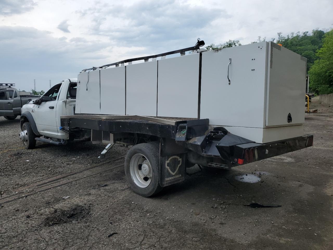 2024 Ram 5500 - Image 2