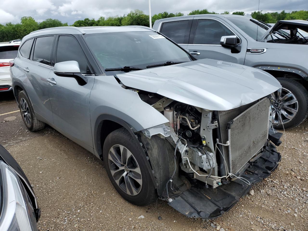 2022 Toyota Highlander Xle - Фото 4