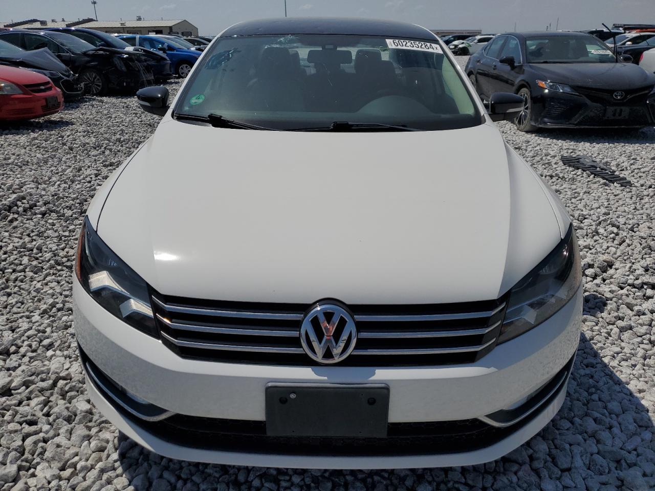 2015 Volkswagen Passat Se - Фото 5