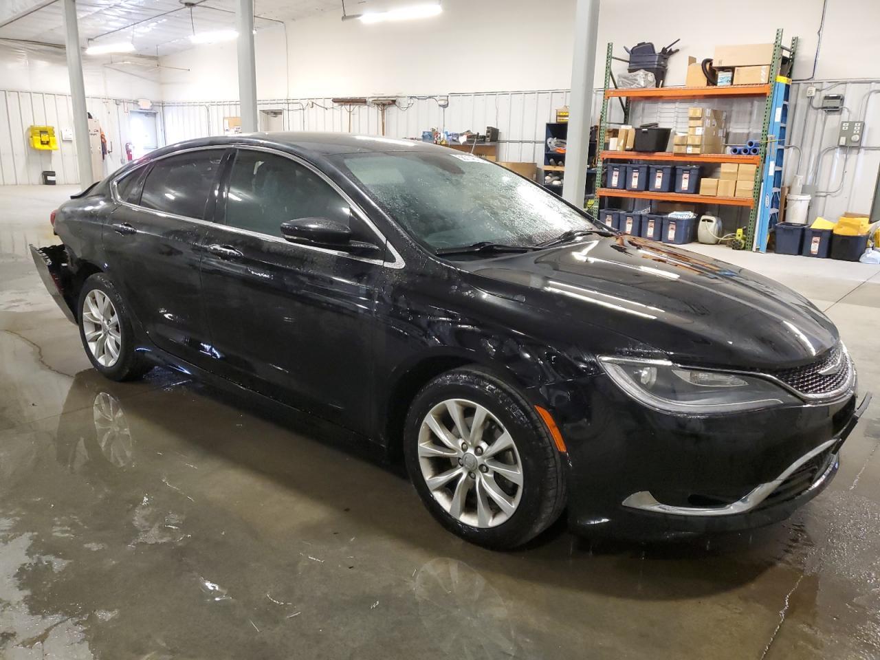 2015 Chrysler 200 C - Image 4
