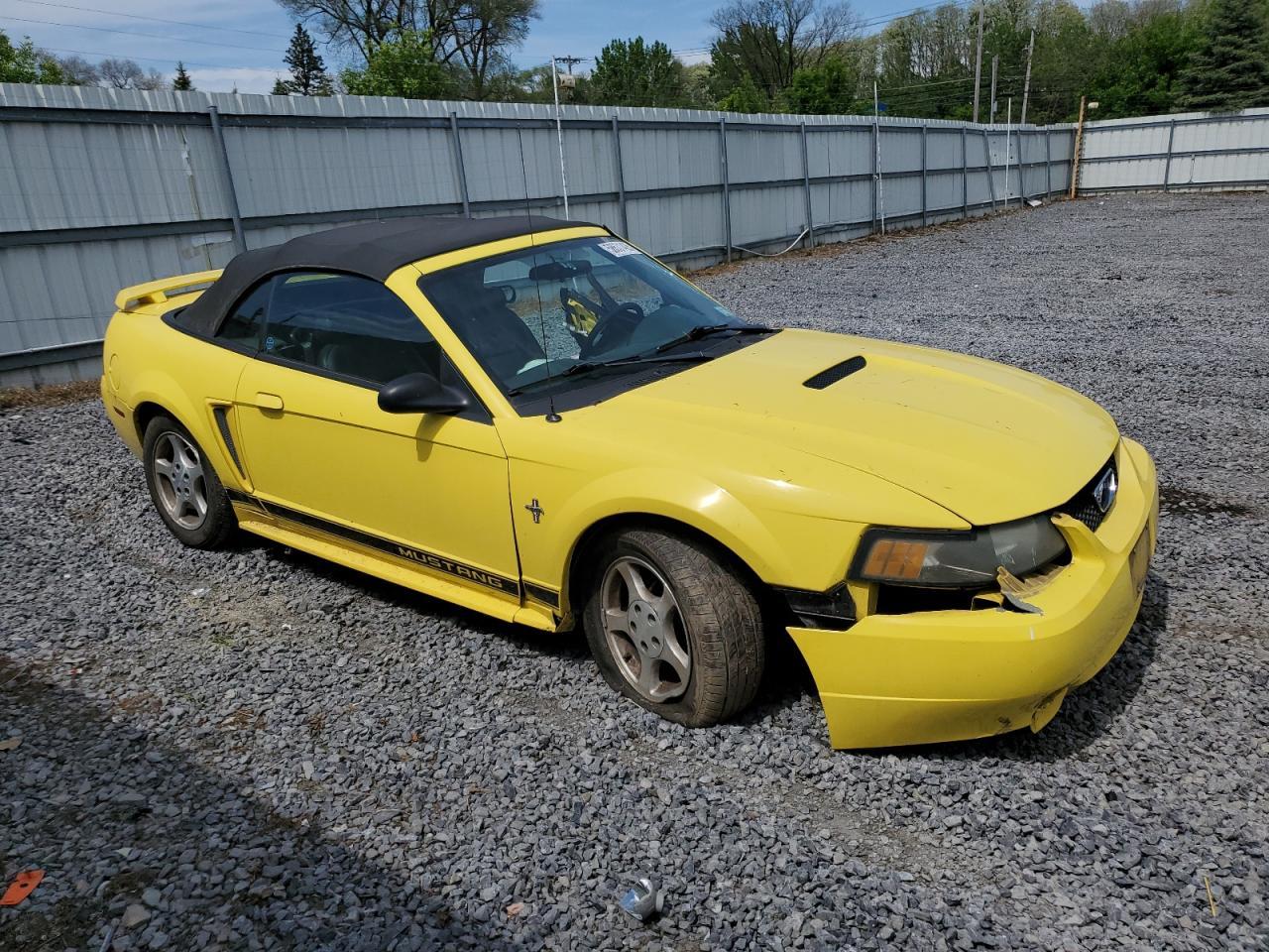 2002 Ford Mustang - Image 4