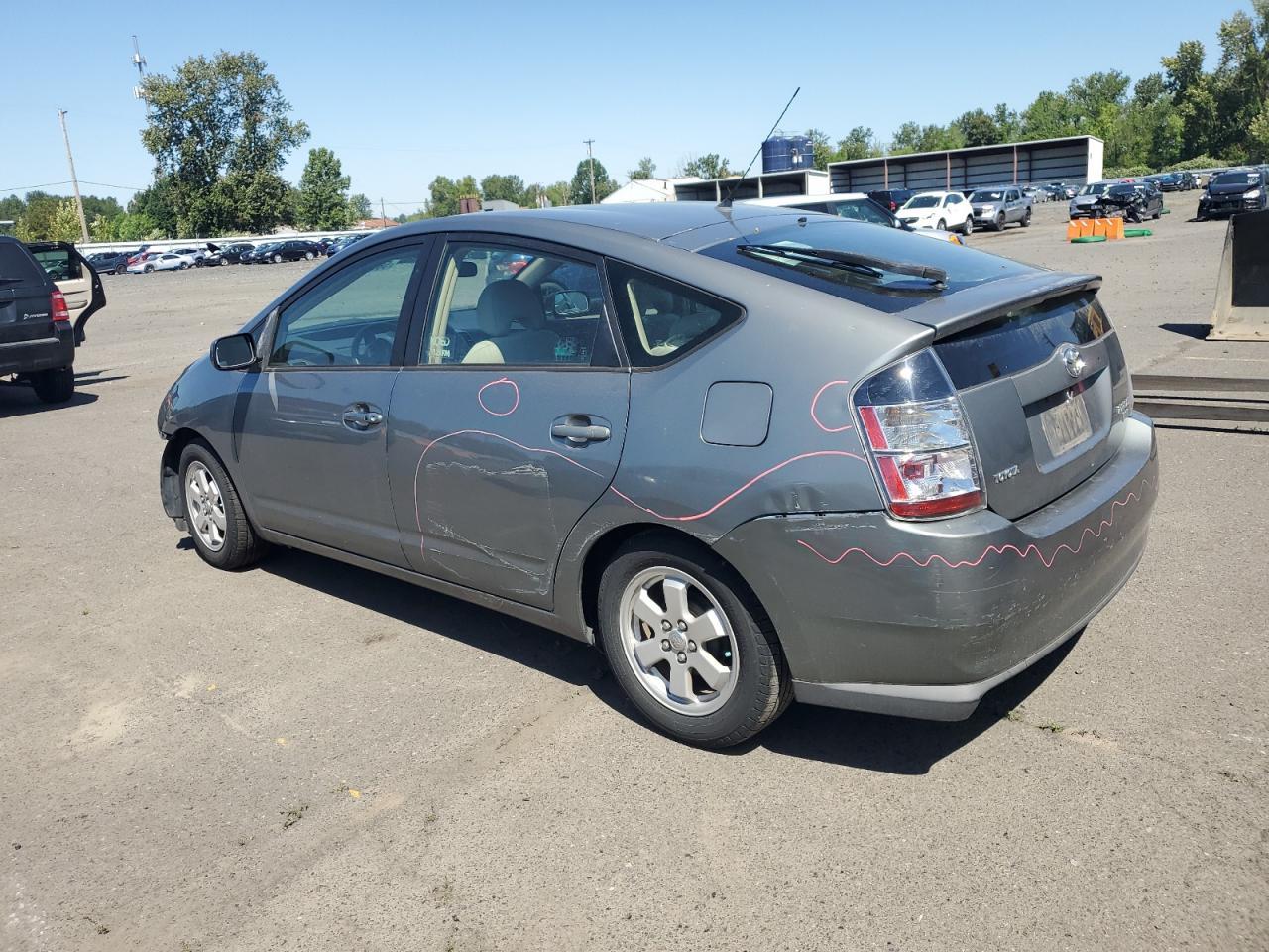 2004 Toyota Prius - Image 2