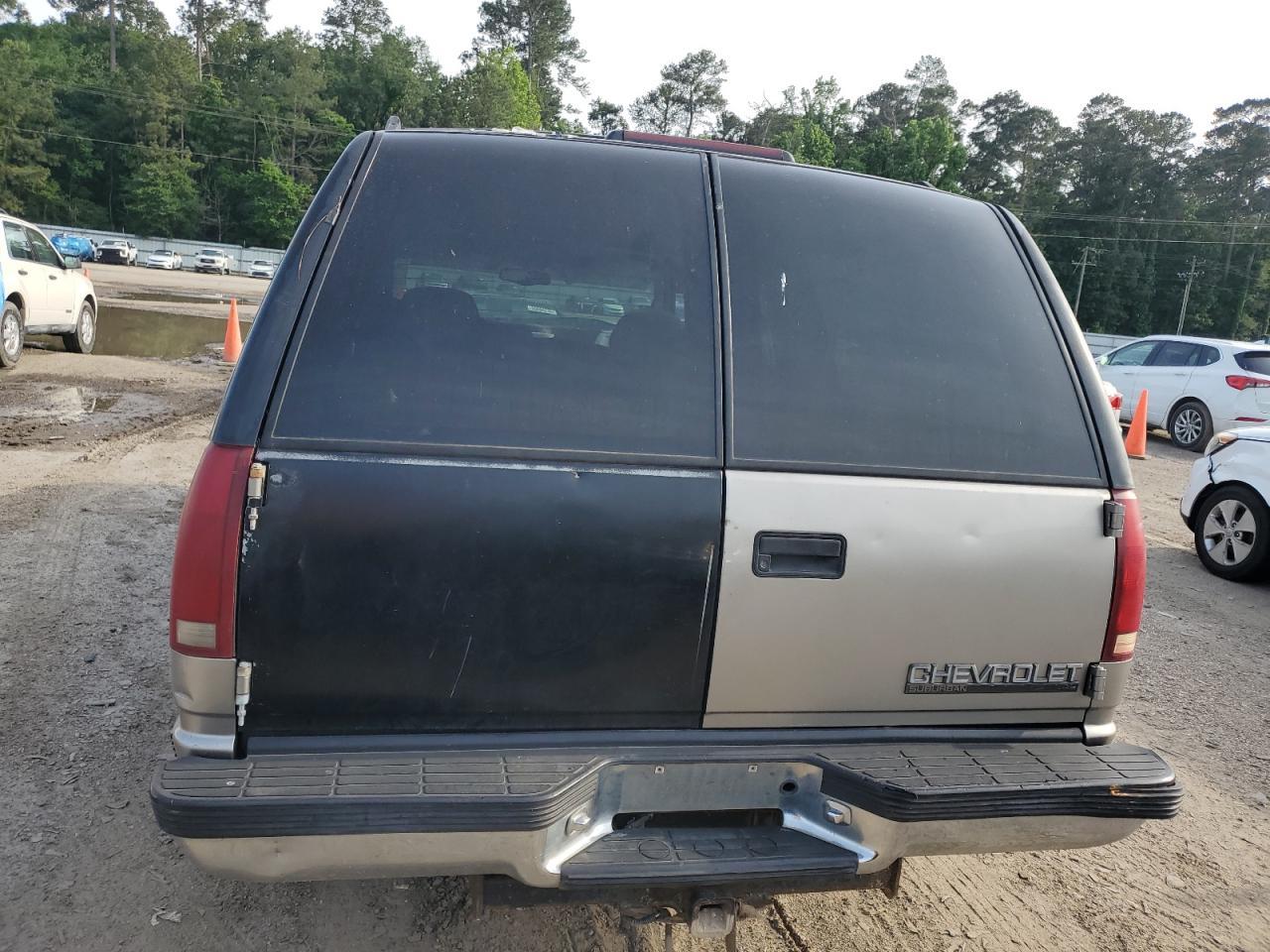 1999 Chevrolet Suburban C1500 - Фото 6