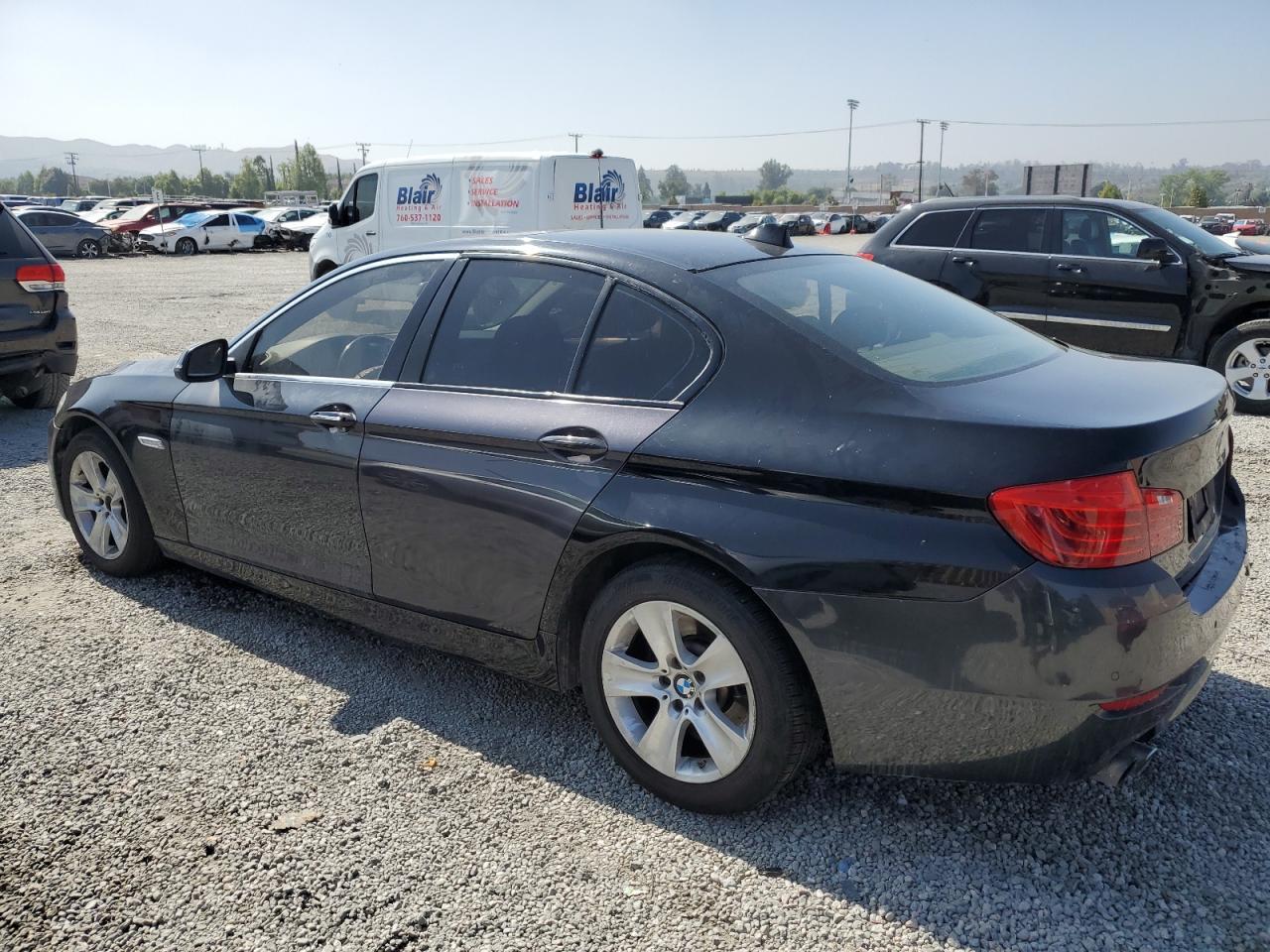 2015 BMW 528 I - Фото 2