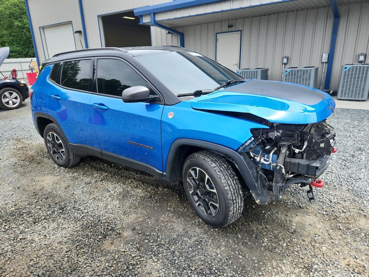 2020 Jeep Compass Trailhawk - Image 4
