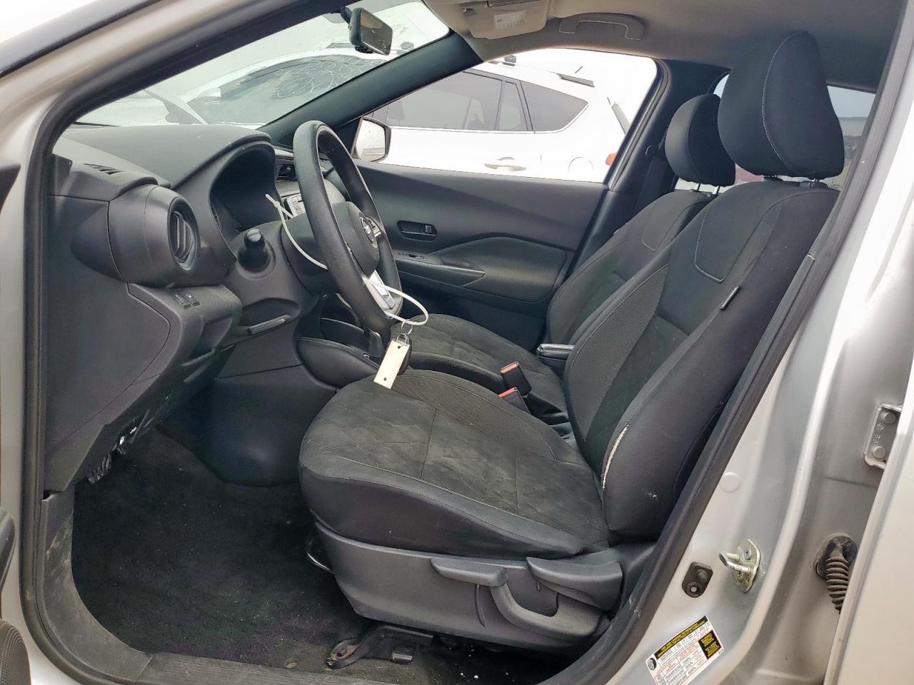 2019 Nissan Kicks S - Image 7