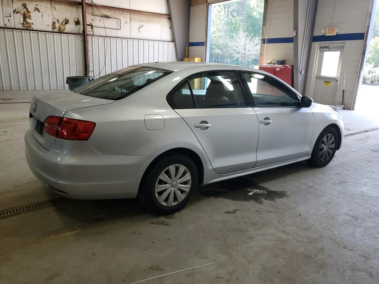 2014 Volkswagen Jetta Base - Фото 3