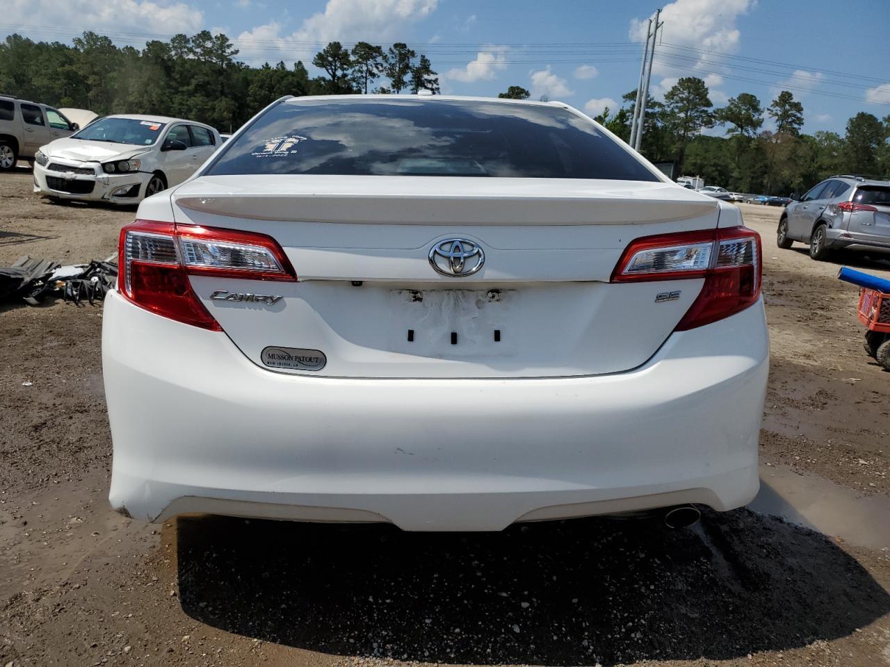 2012 Toyota Camry Base - Фото 6