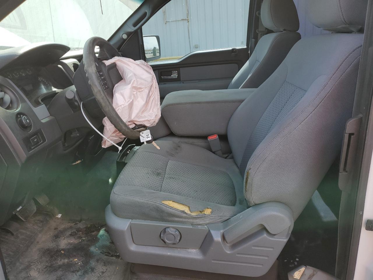 2013 Ford F150 Super Cab - Фото 7