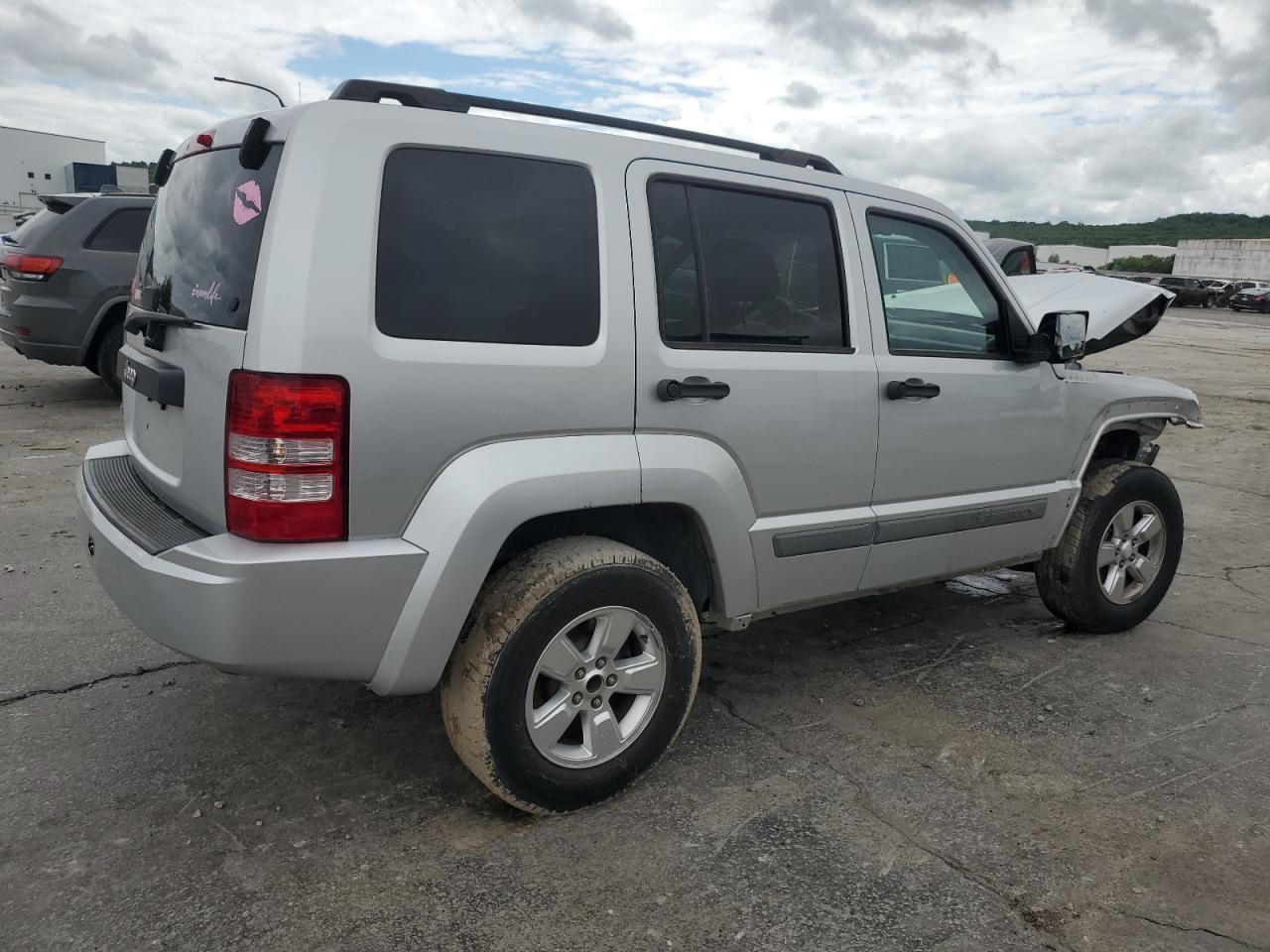 2012 Jeep Liberty Sport - Фото 3