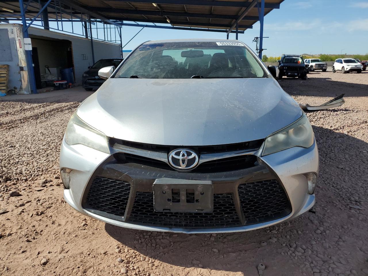 2015 Toyota Camry Le - Image 5