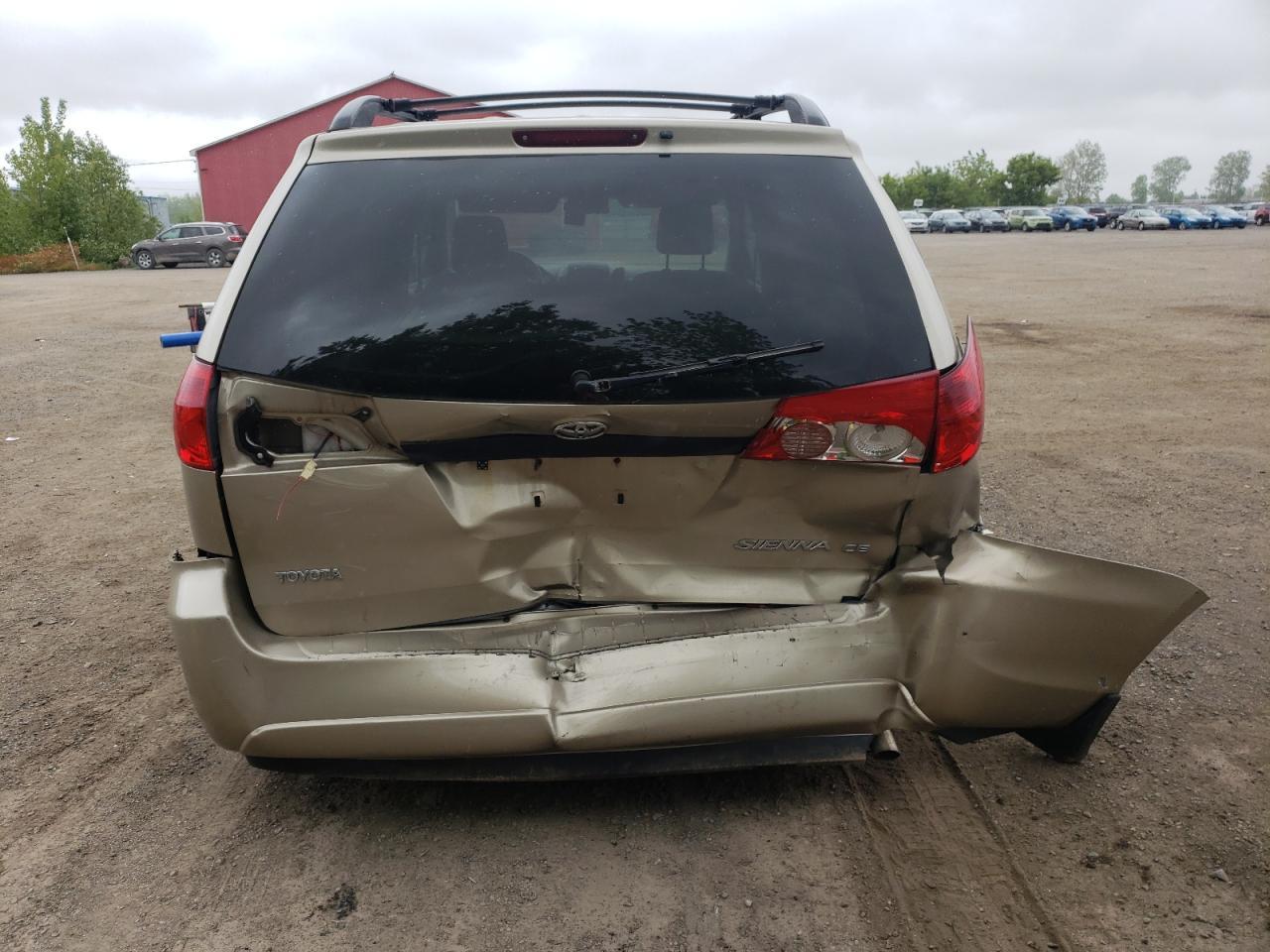 2009 Toyota Sienna Ce - Image 6