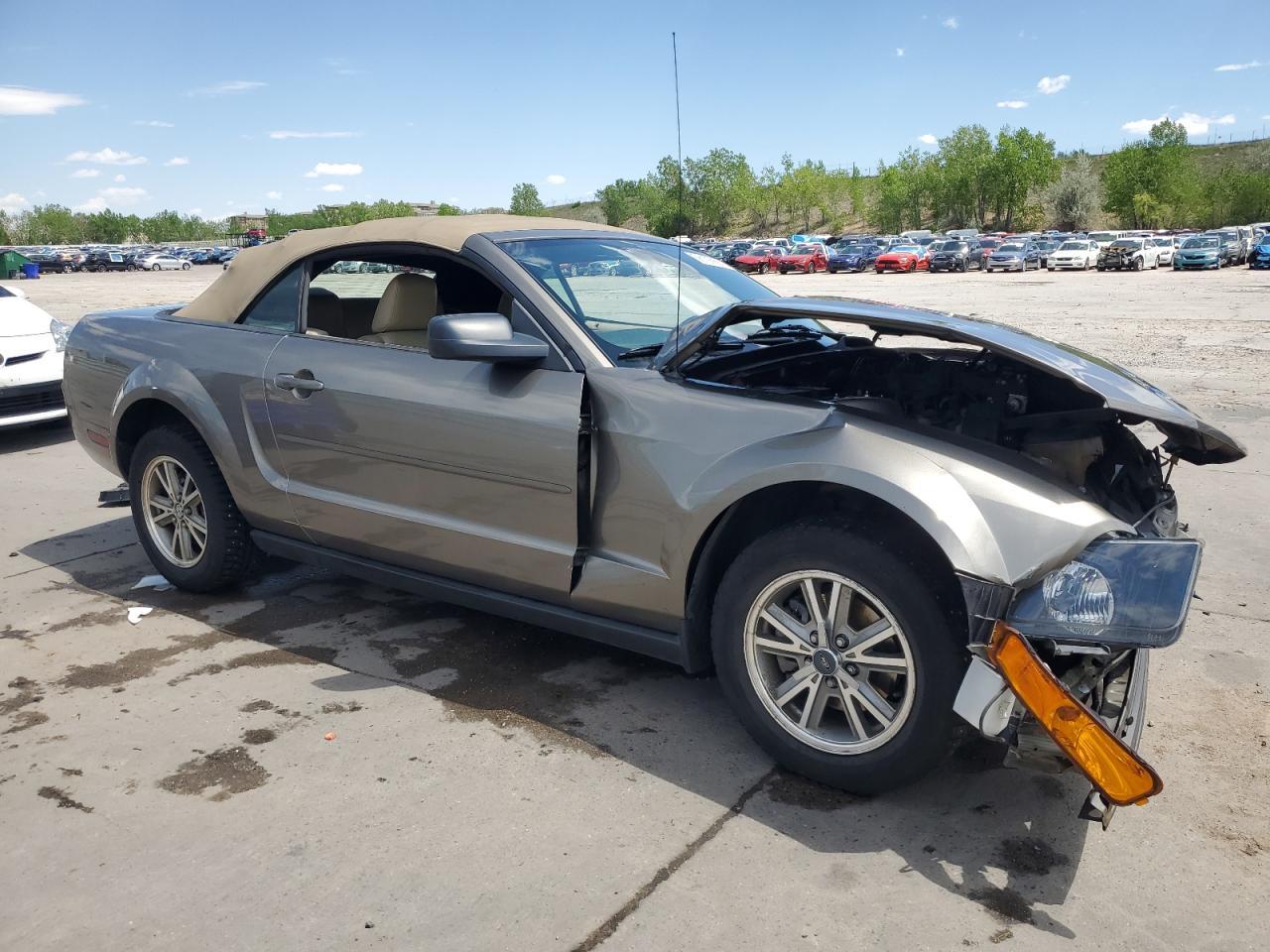 2005 Ford Mustang - Фото 4